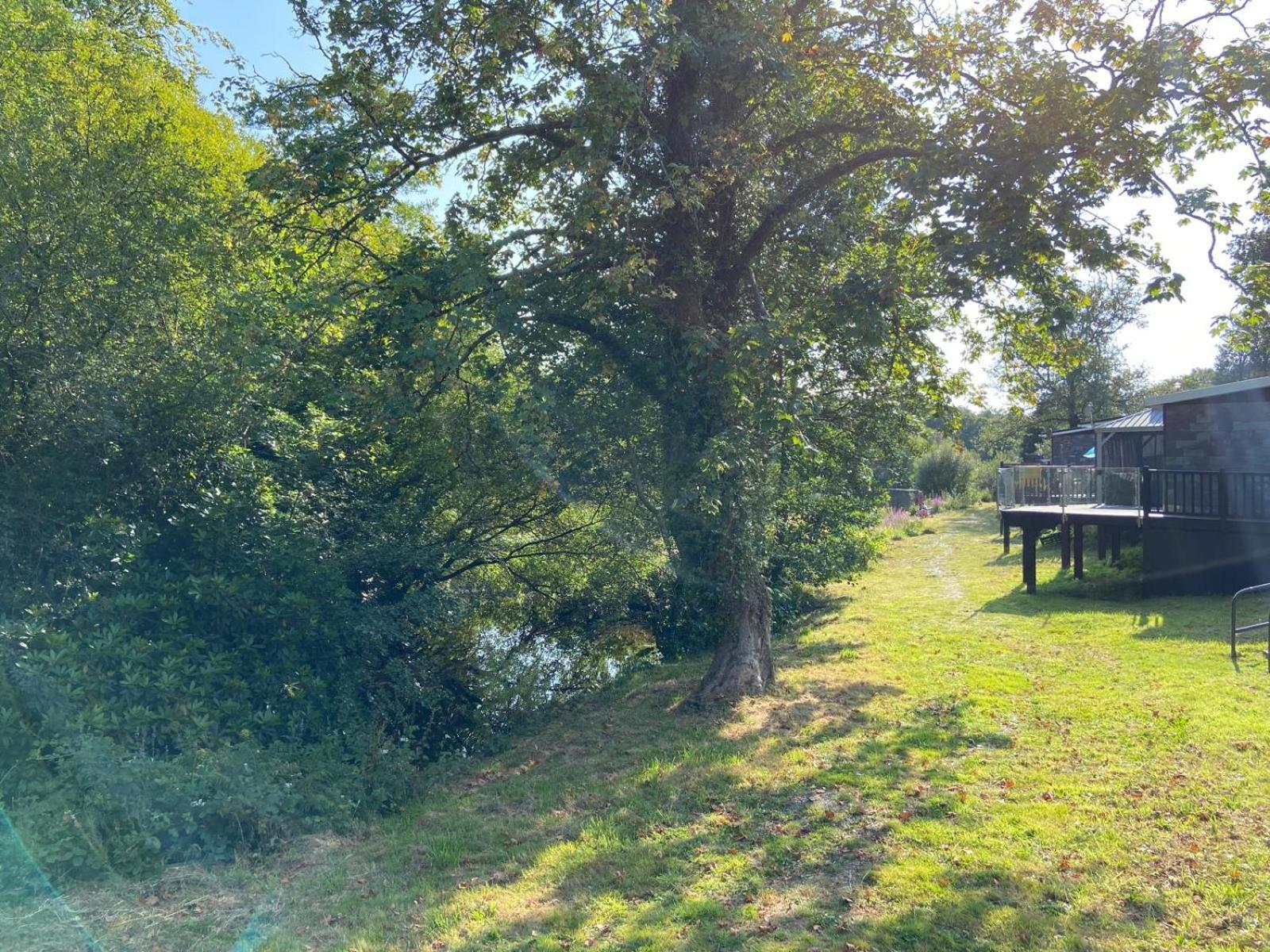 Chalet 64, Lakeside, Glan Gwna Holiday Park Карнарвон Экстерьер фото