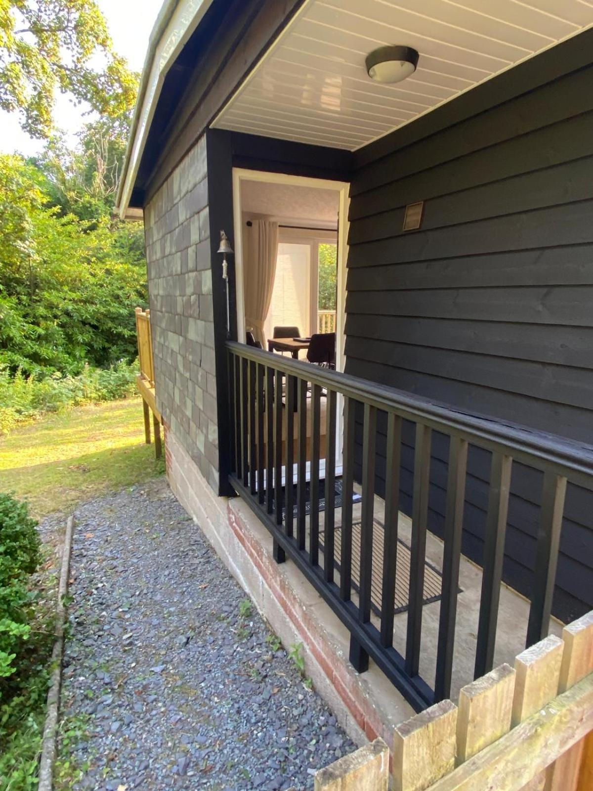 Chalet 64, Lakeside, Glan Gwna Holiday Park Карнарвон Экстерьер фото