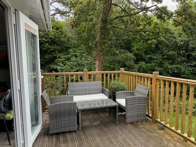 Chalet 64, Lakeside, Glan Gwna Holiday Park Карнарвон Экстерьер фото